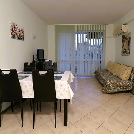 Sunny Hills 2 Bdr Apartment Sunny Beach